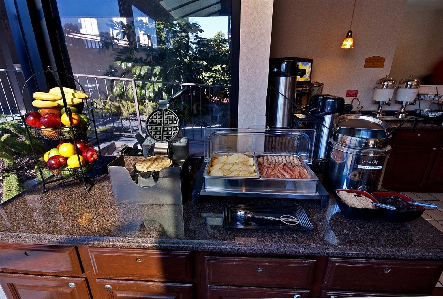 Best Western Plus Executive Inn Rowland Heights Restoran fotoğraf